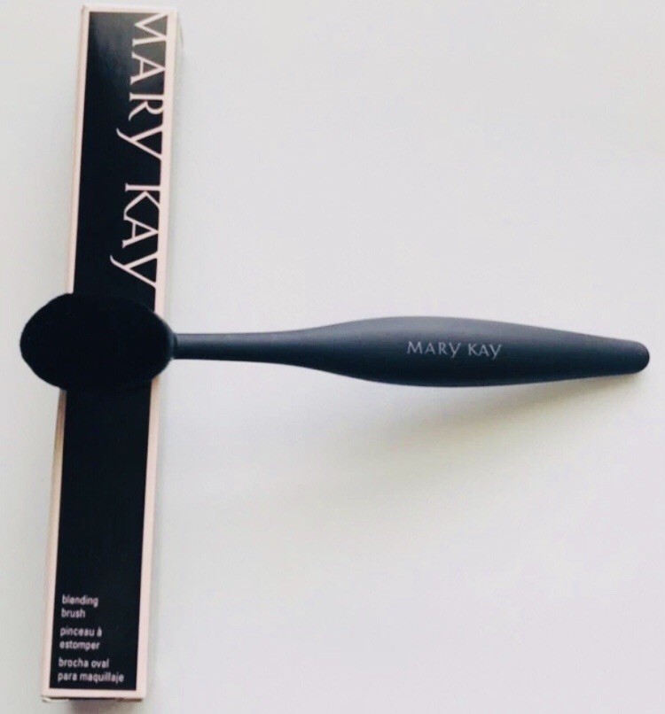 New In Box Mary Kay Blending Brush Fast Ship