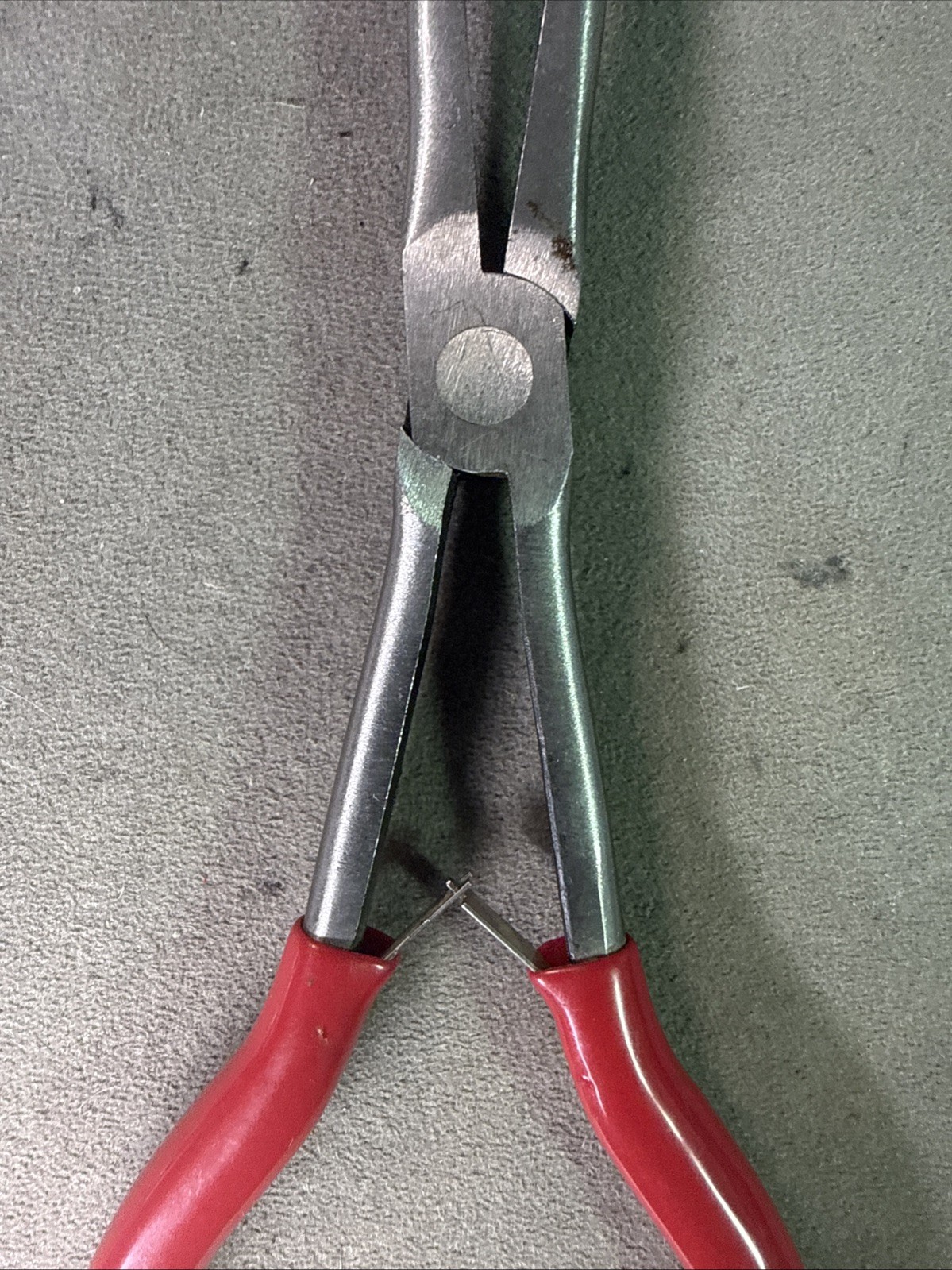 Mac Tools 7" Curved Nosed Smooth Pliers P301714