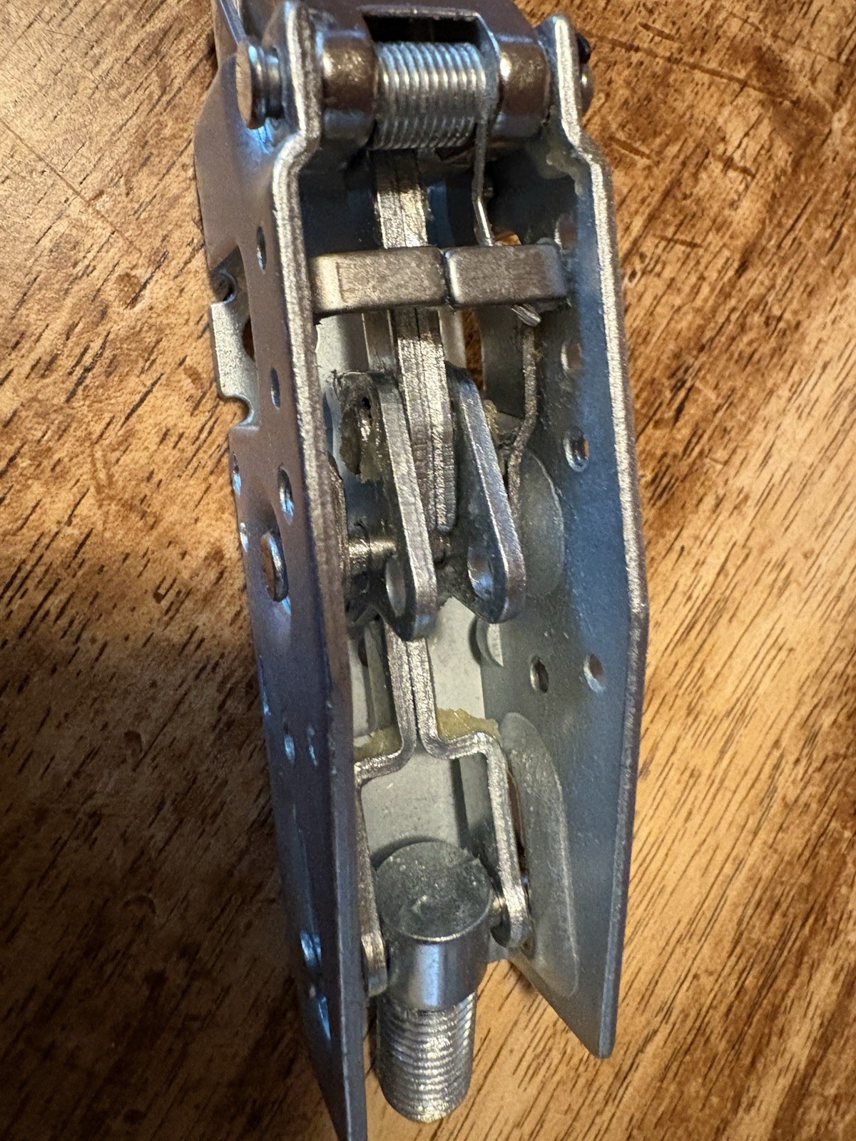 Accentra 60-7010-0049-999 Exit Device Top Latch Assembly. No Factory Box