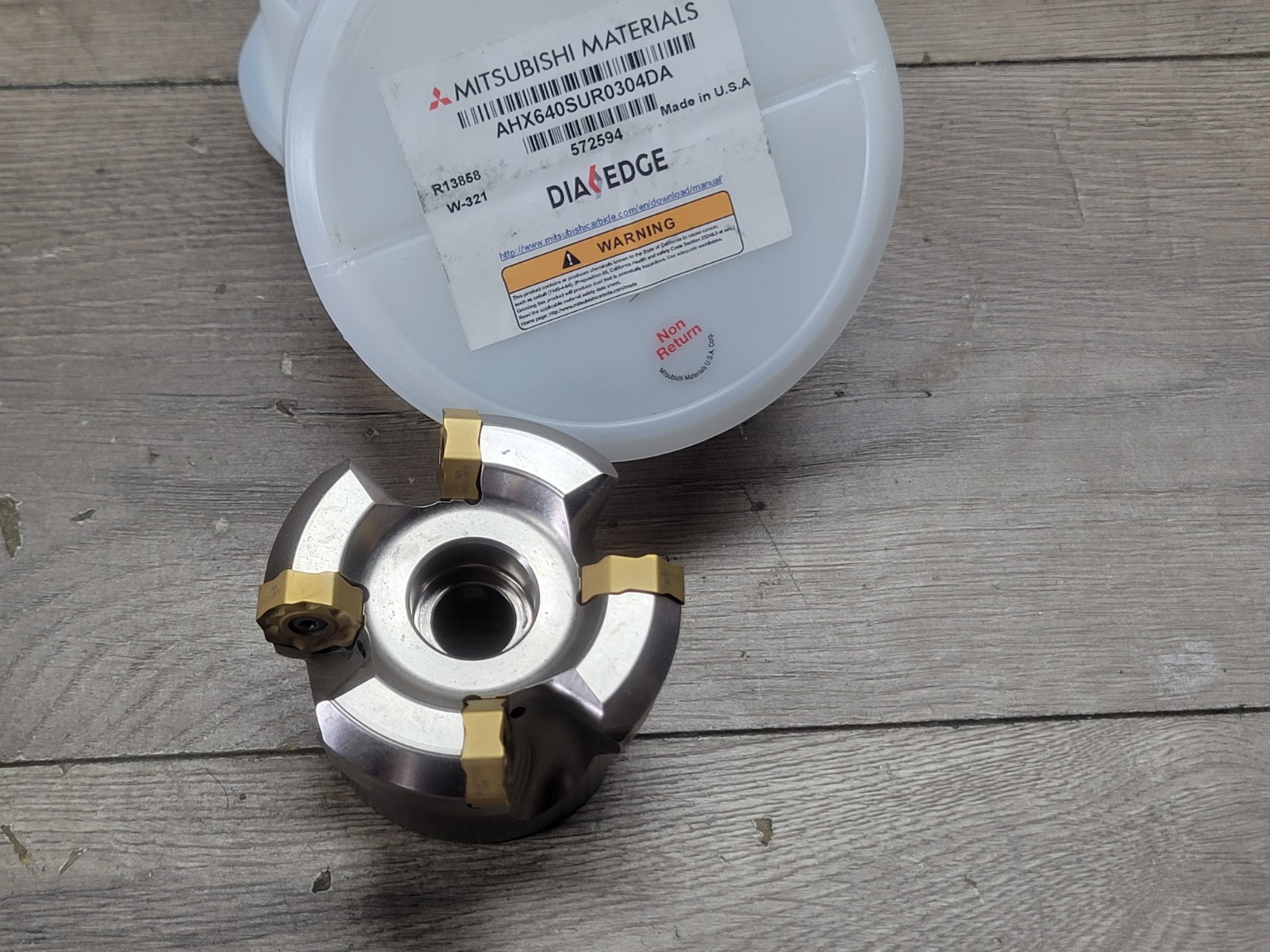 MITSUBISHI AHX 640SUR0304DA 3" INDEXABLE FACE MILL