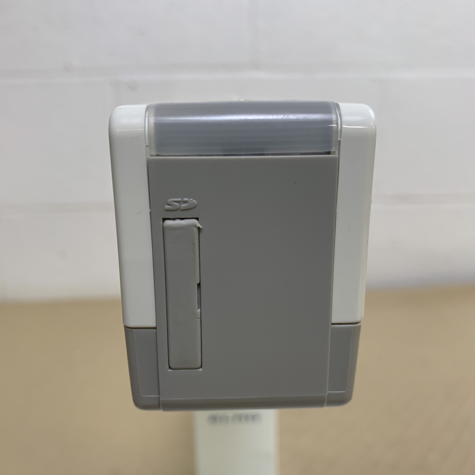 ELMO Projector-HV-110u - Camera/Visual Presenter ***PLEASE READ DESCRIPTION***