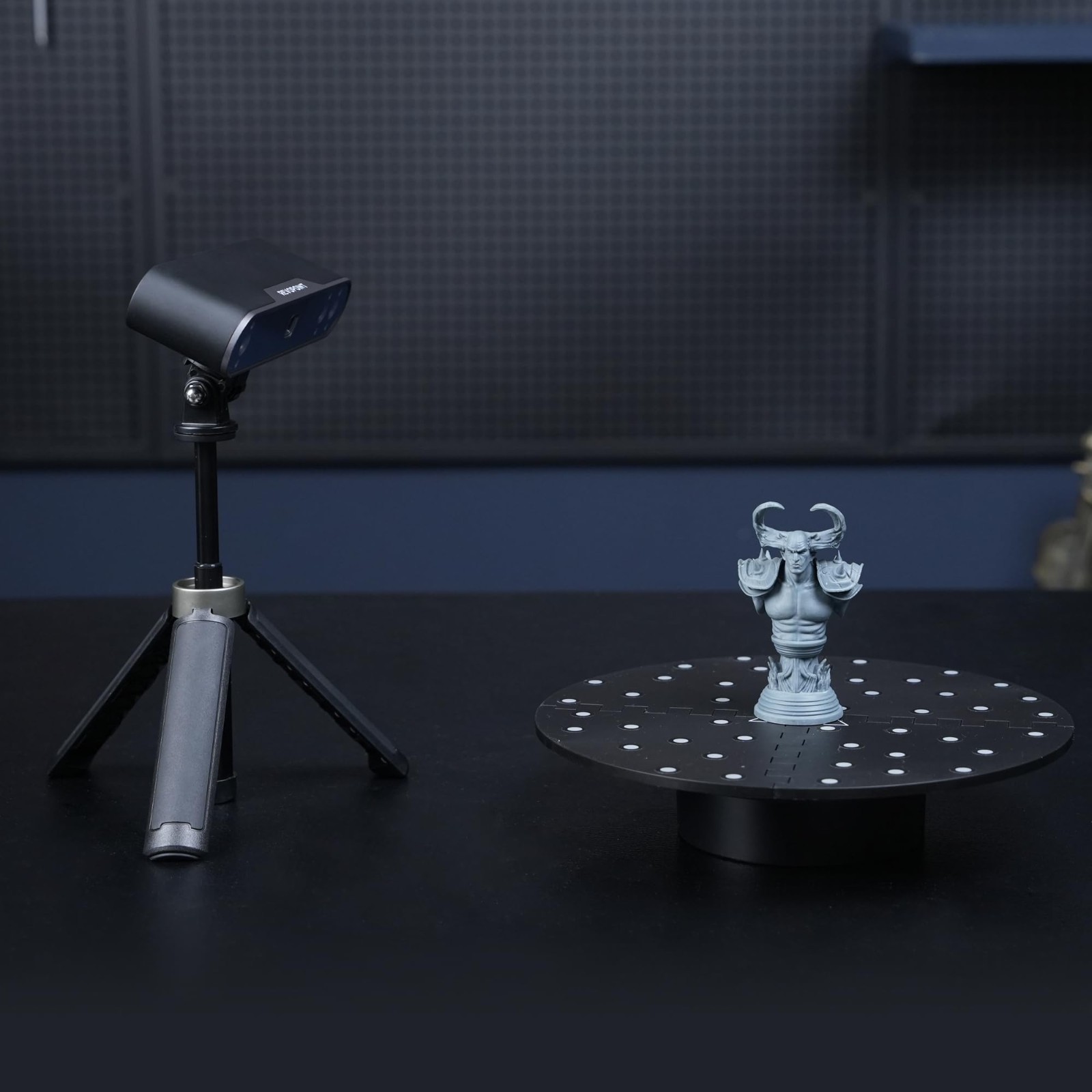 Auto Turntable for 3D Scanners - Easy Scanning of Small & Medium Objects, Marked