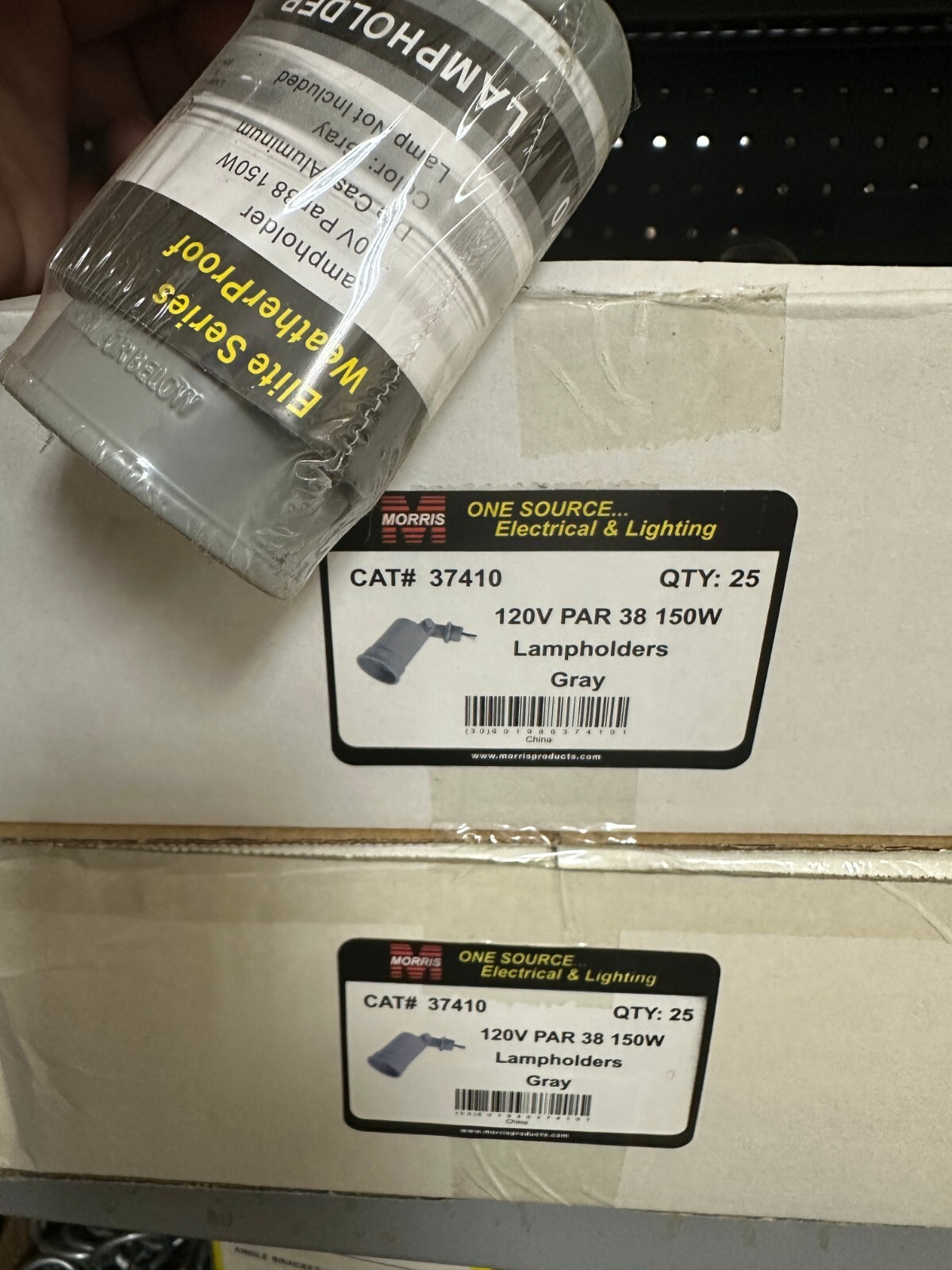 Brand New 37410 Morris 150Watt 120V Outdoor  Weatherproof Lampholder  - QTY: 1