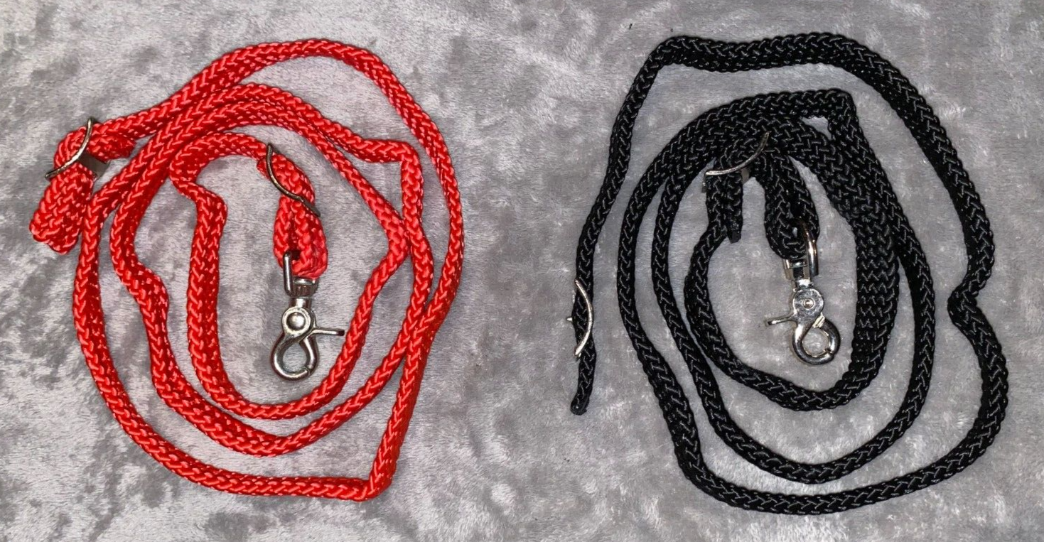 NEW BLACK OR RED FLAT LOOP BARREL REINS WITH CLIP 74''