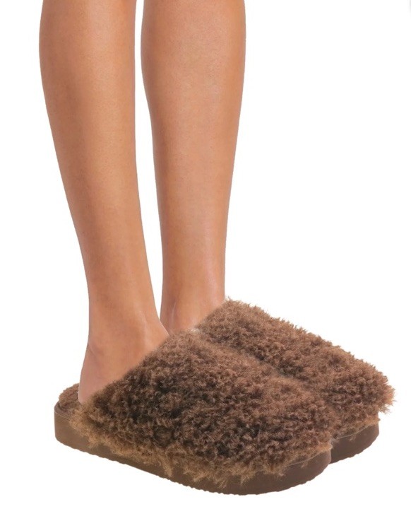 New Women’s Soft Fuzzy Slippers No Boundaries Brown Size 6