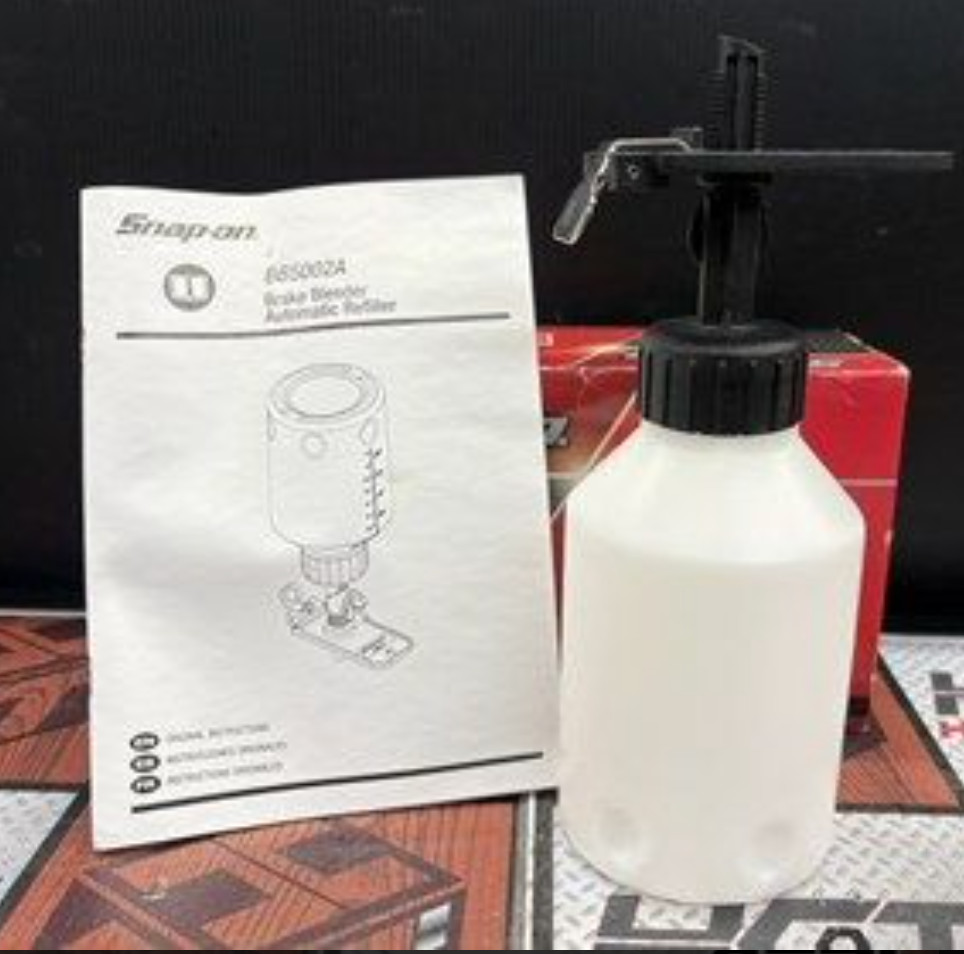 Snap-on BB5002A Brake Bleeder Automatic Refiller Used From Japan