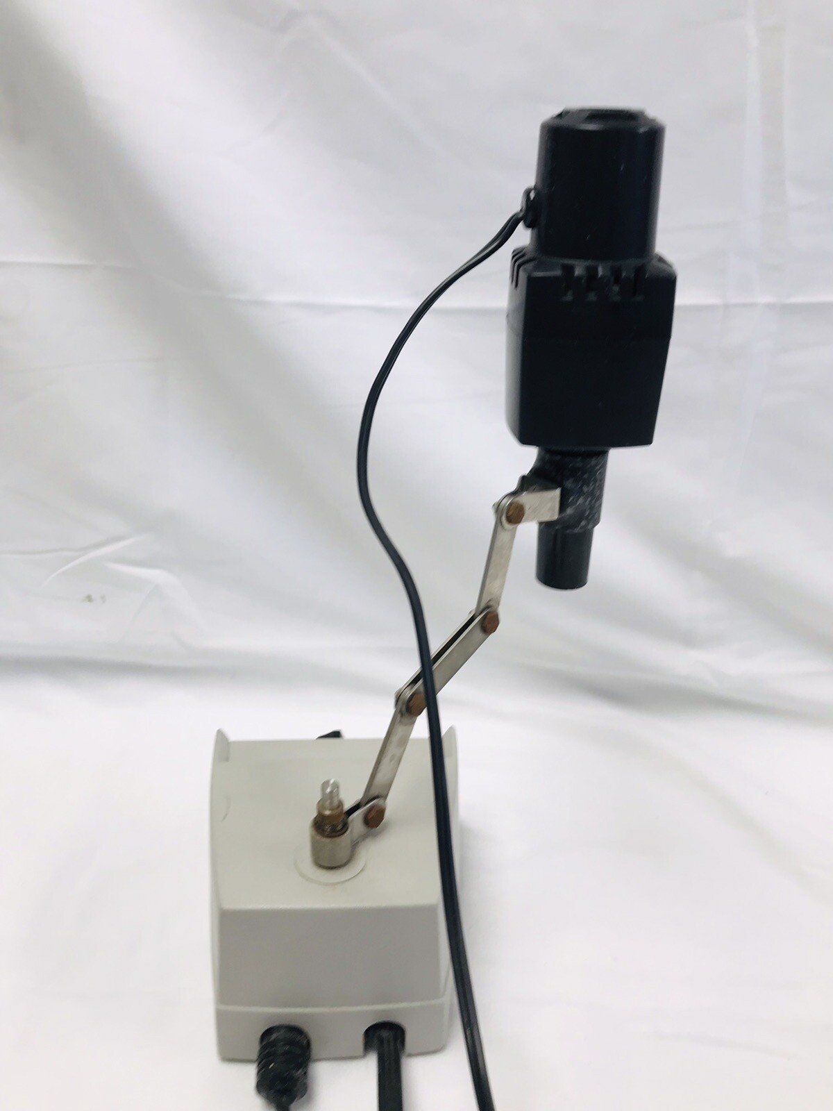 Cambridge Instruments Adjustable Intensity Spot Illuminator Model 650 Reichert
