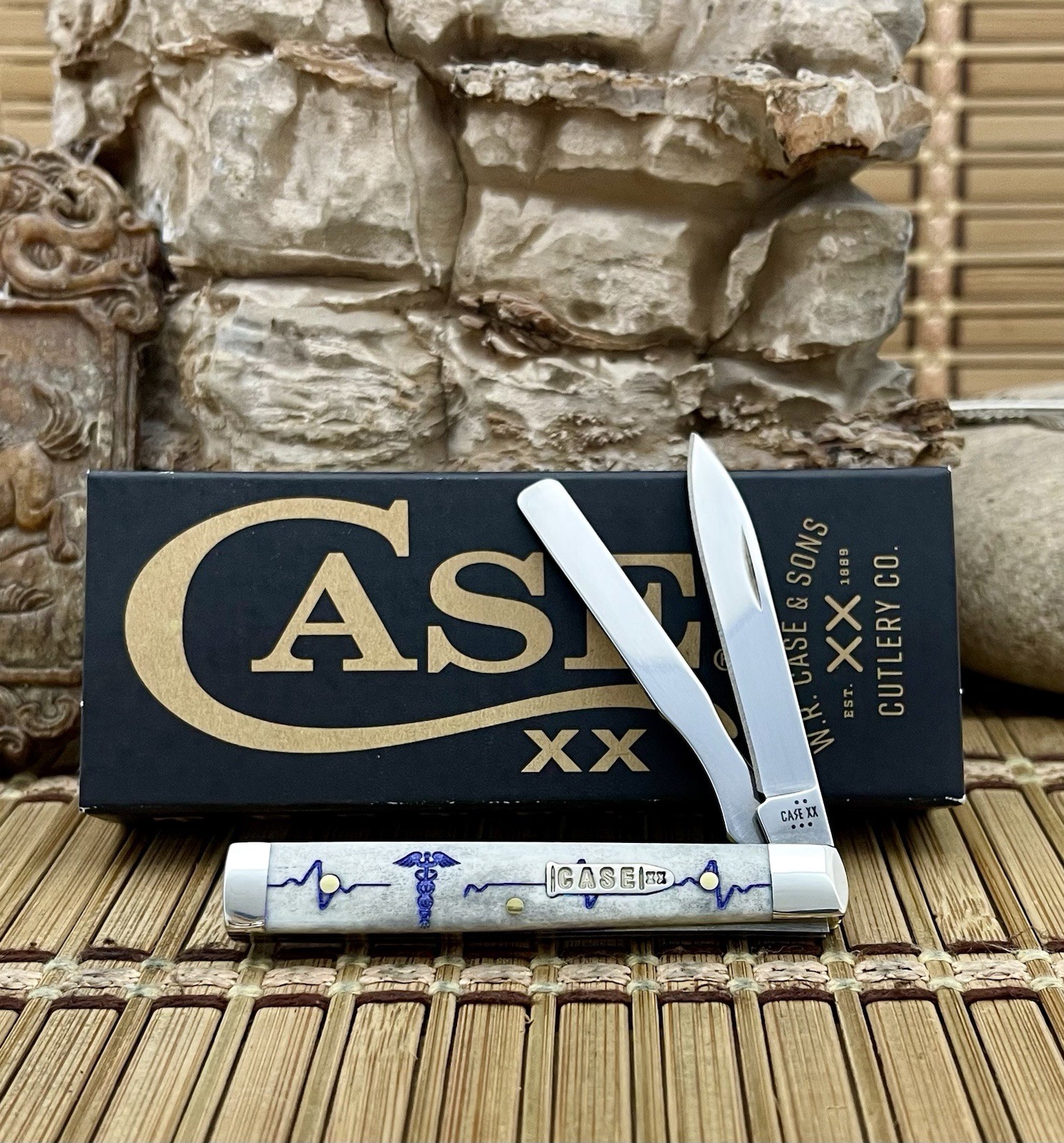Case XX USA Natural Bone Amethyst Apothecary / Heartbeat 1/500 Baby Doc Knife