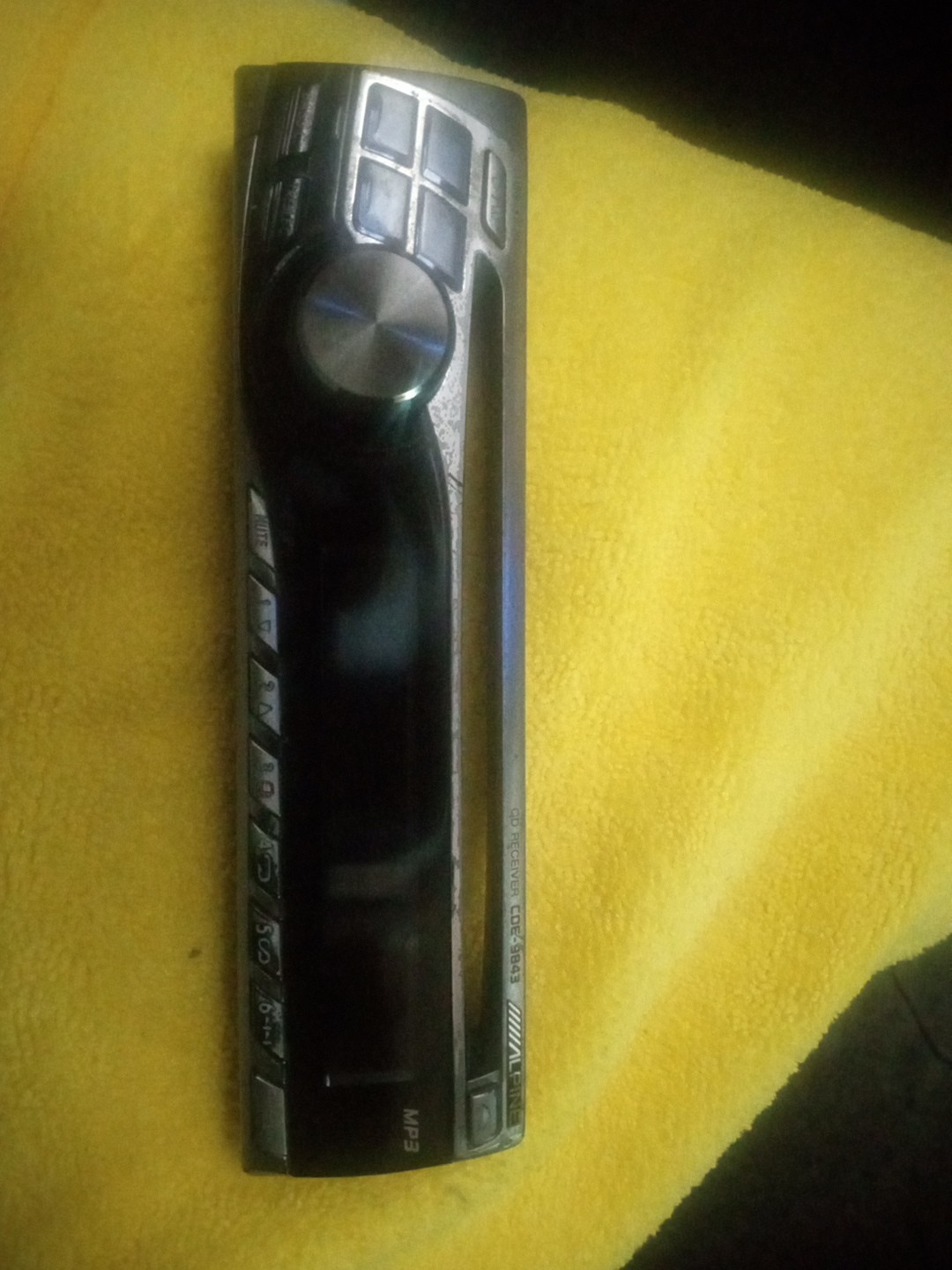 Alpine CDE-9843 Faceplate Only