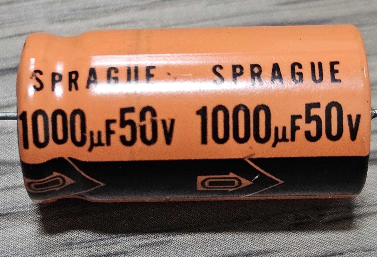 LOT OF 5 1000uF 50V AXIAL ELECTROLYTIC CAPACITORS 516 SERIES SPRAGUE NOS (1814)