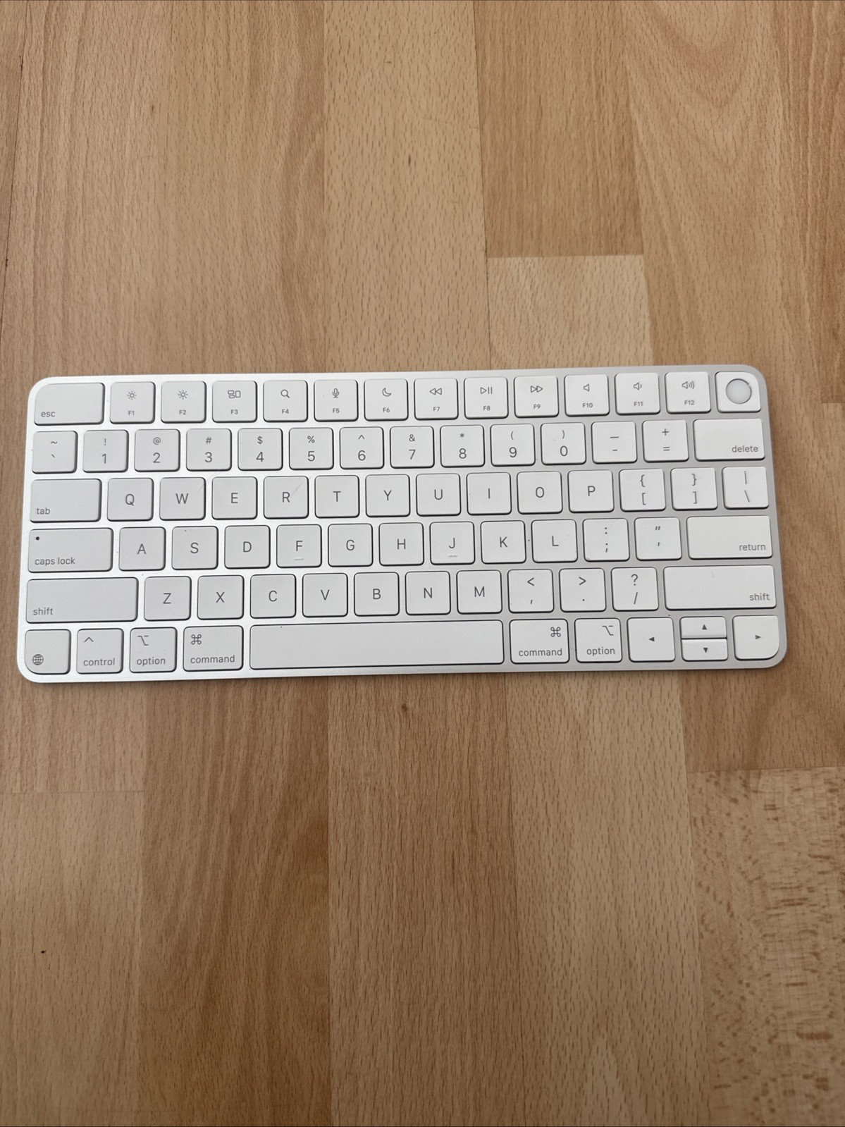 Apple Magic Keyboard (USB-C) with Touch ID A3118 White, Excellent Condition!