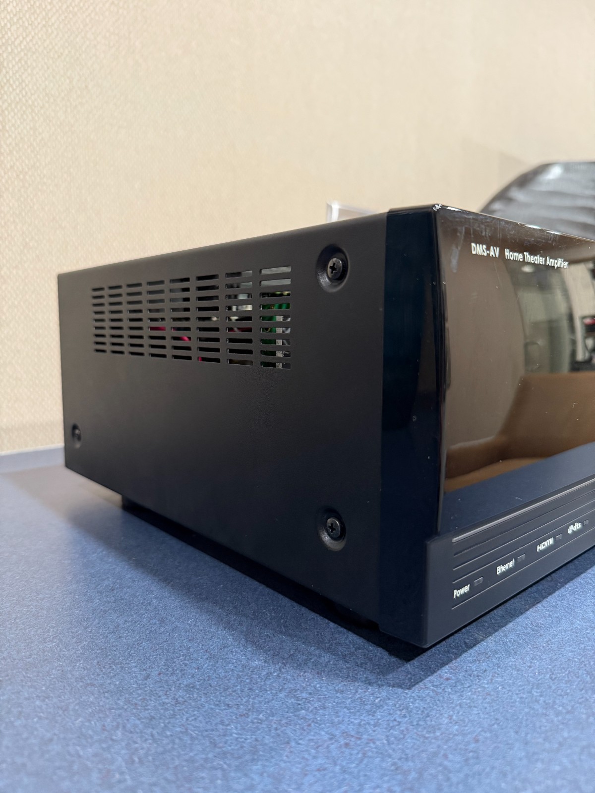 URS DMS-AV Network Streamer