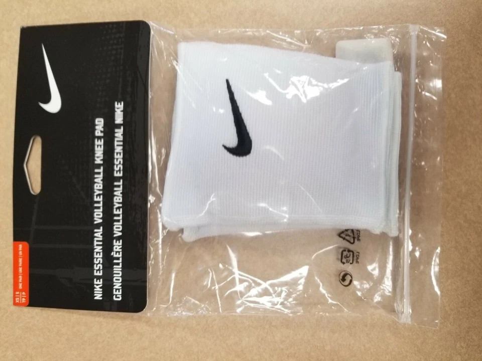 Nike Essential Volleyball Knee Pads