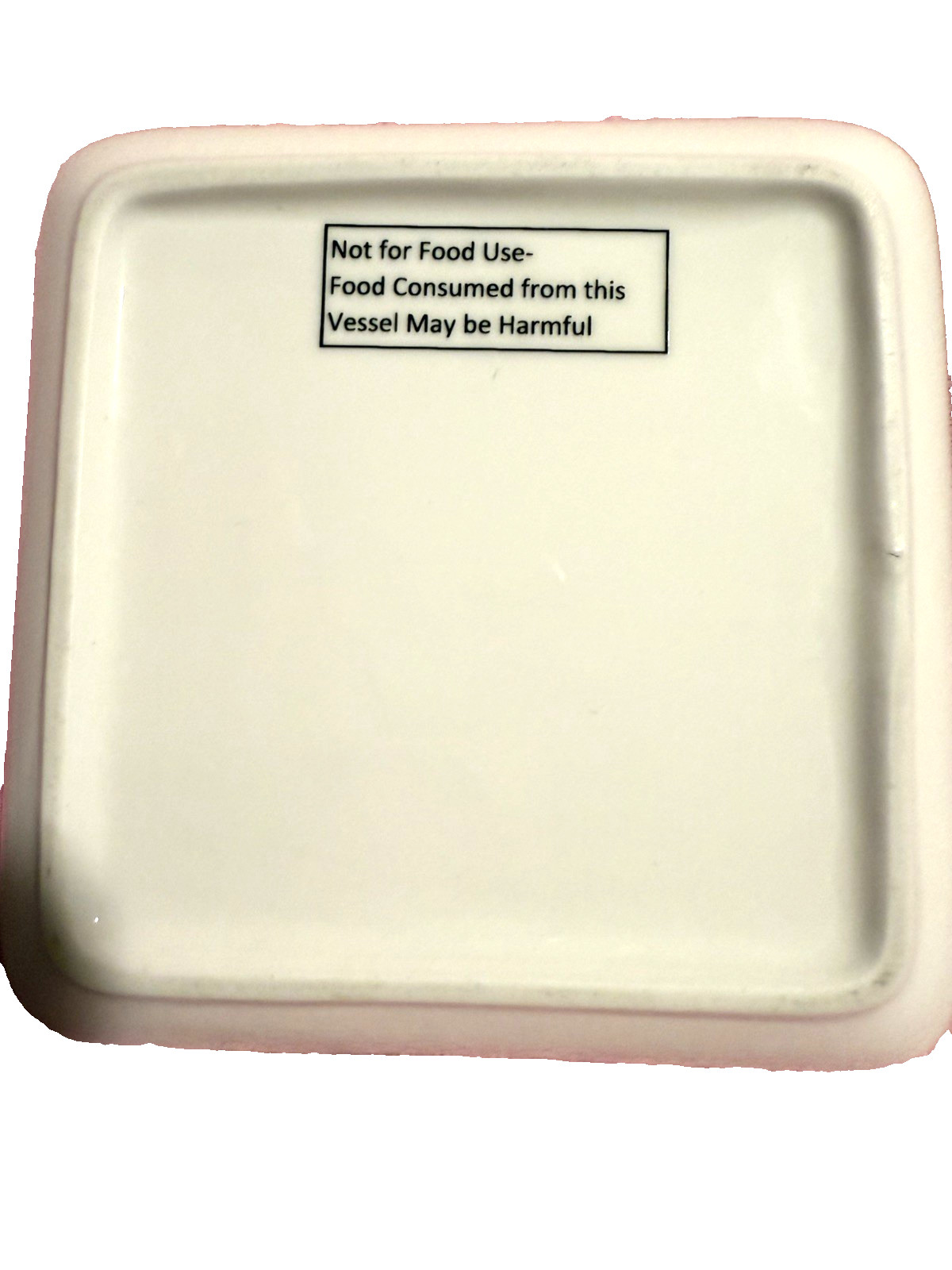 Ceramic Trinket Key dish that read "Dad's Pockets" 5"x5"