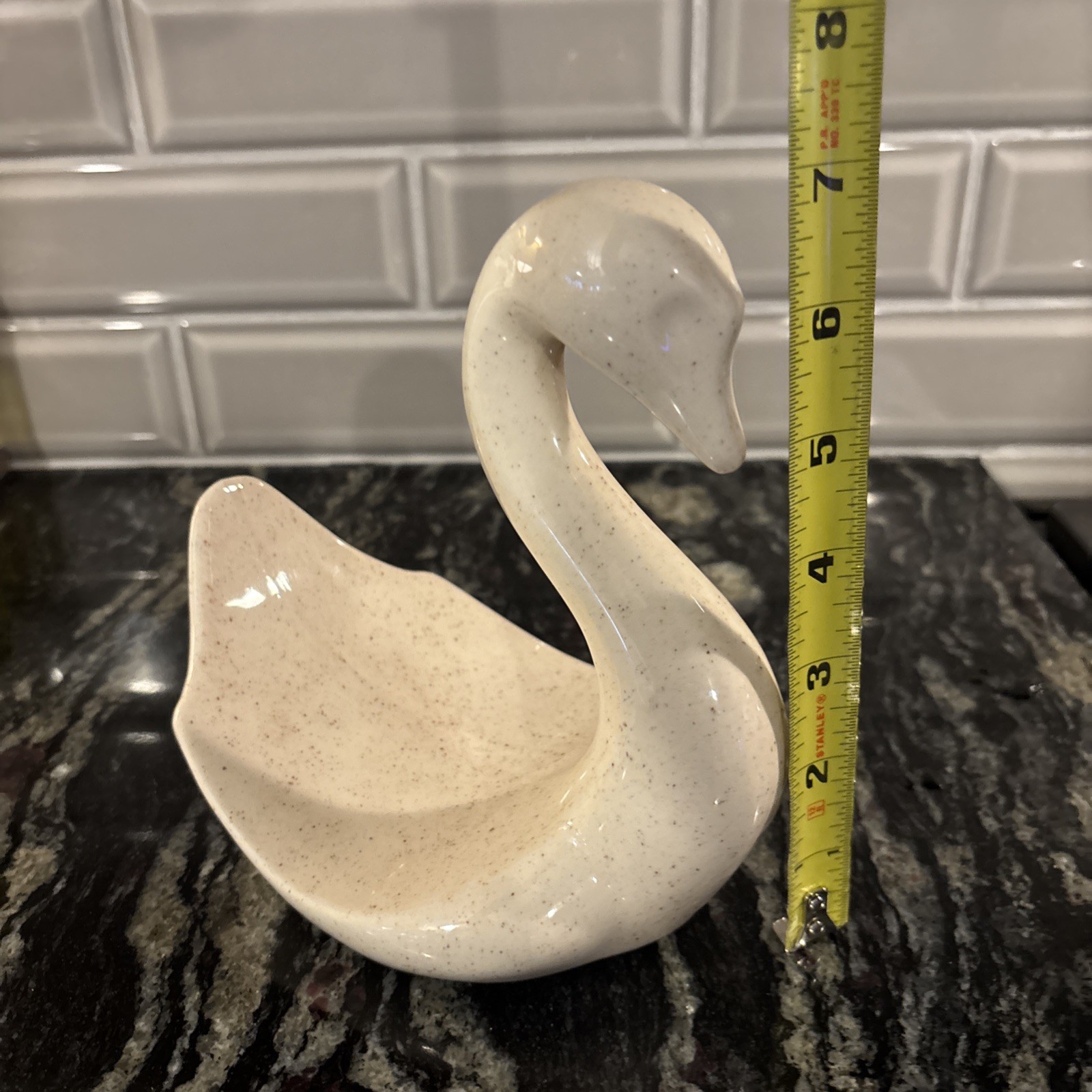 Ceramic Swan Figurine Bathroom Hand Towel Soap Holder Off White Speckled Vtg