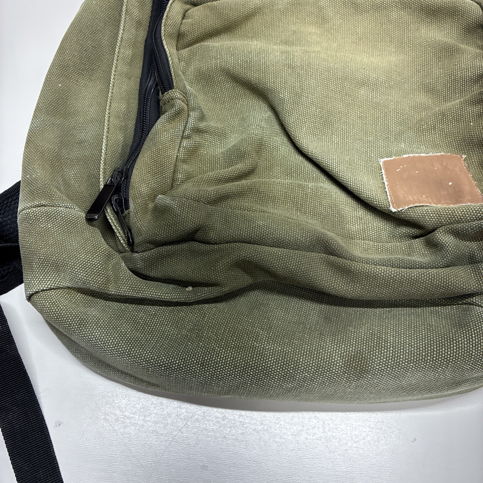 Unbranded Green Canvas Backpack 3 External Zippered Pockets
