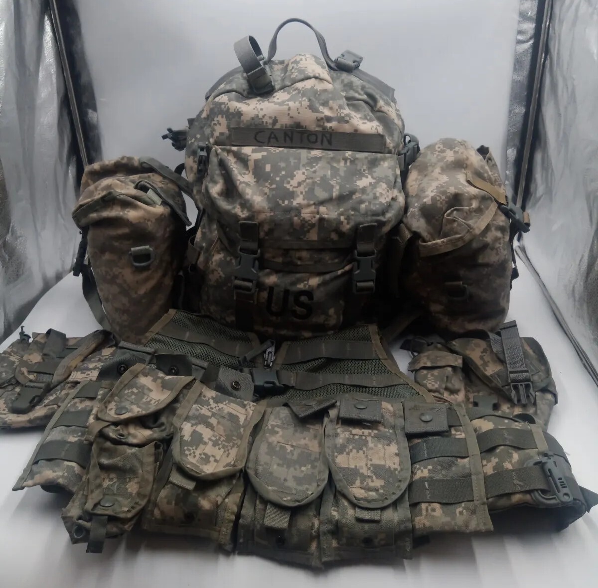 ACU Assault Pack US 3 Day 2 Sustainment Pouches Vest  9 Pouches  Military Army 3