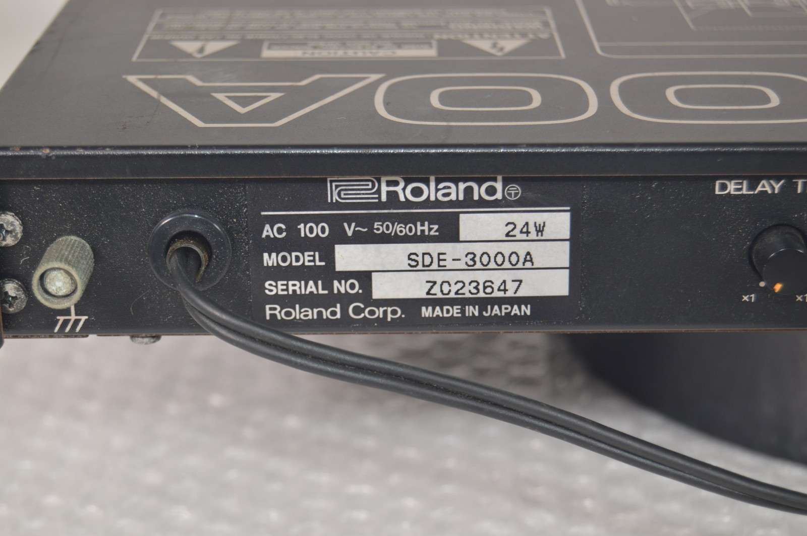 Roland SDE-3000A Digital Delay Echo Effect Processor Tested Excellent