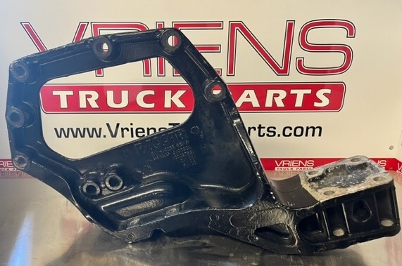 PACCAR KENWORTH, PETERBILT BRACKET-DRIVE FRONT SPRING RH B11-1025R