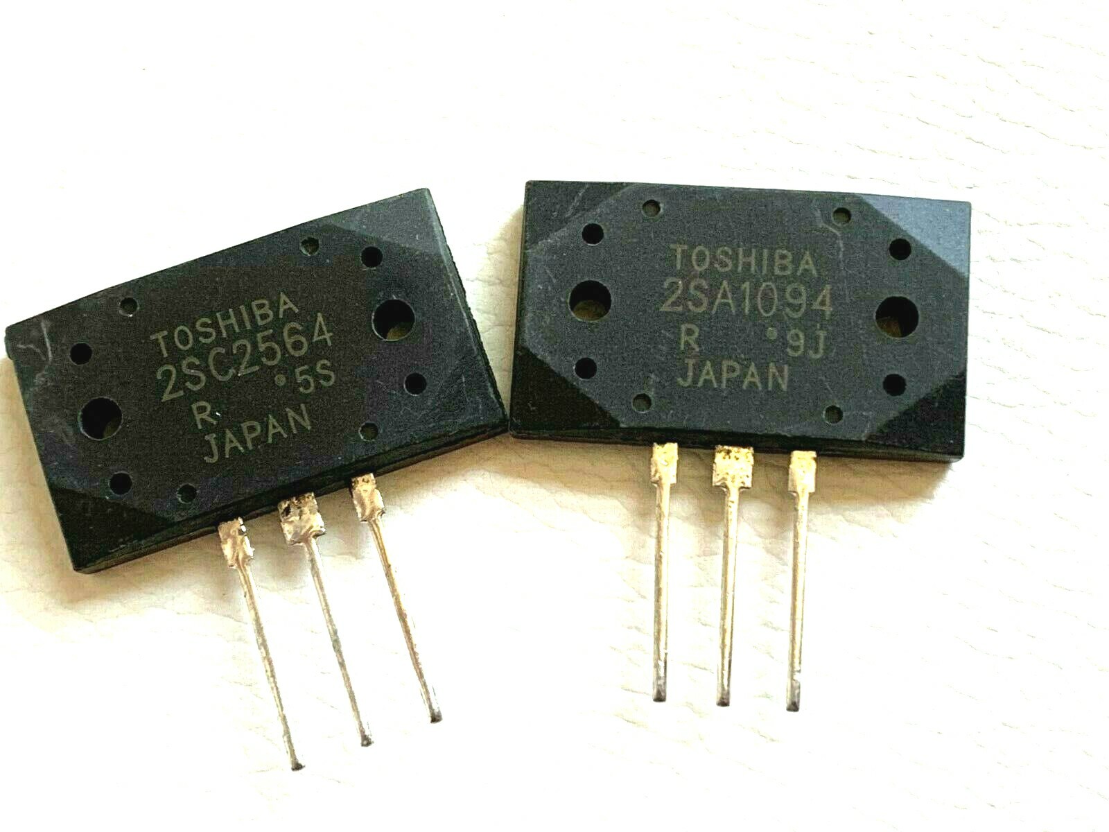 2SC2564+2SA1094  SILICON  NPN+PNP  POWER AMPLIFIER APPLICATIONS  TOSHIBA