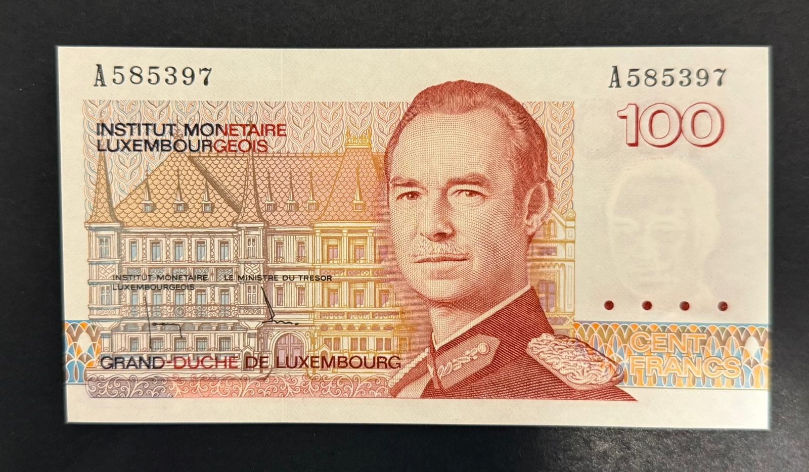 Luxembourg / LUXEMBOURG 100 Francs Billet 1986 UNC & 115