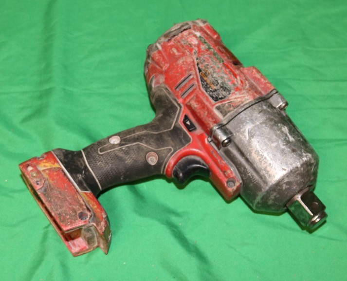 NOT WORKING! Milwaukee Fuel 2864-20 High Torque 3/4" Impact Wrench - NO BATTERY