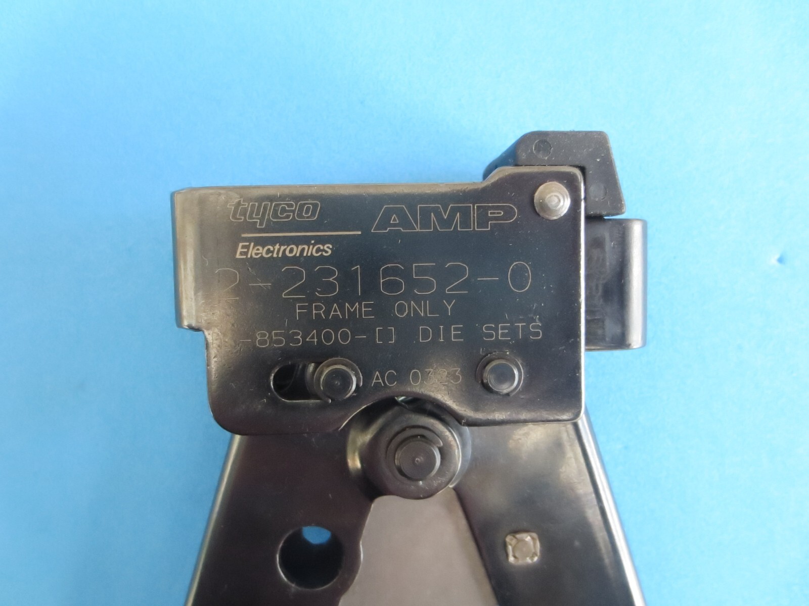 AMP Tyco 2-231652-0 Crimp Crimper Wire Strip Modular Network Plug Hand tool