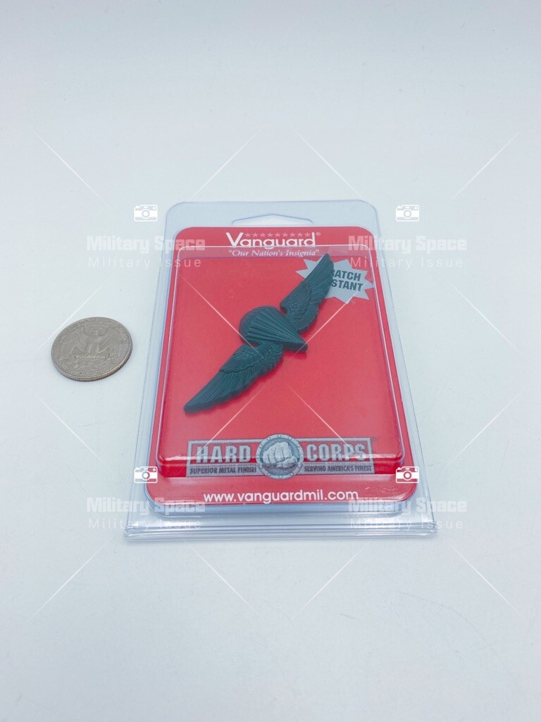 GENUINE U.S. BADGE: PARACHUTIST - REGULATION, BLACK METAL
