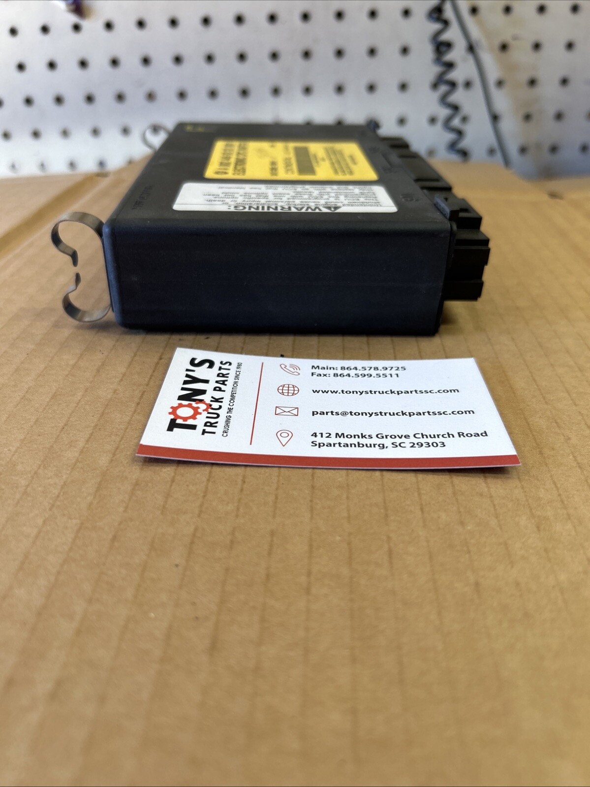 Freightliner Cascadia Body Control Module A0024468202/001