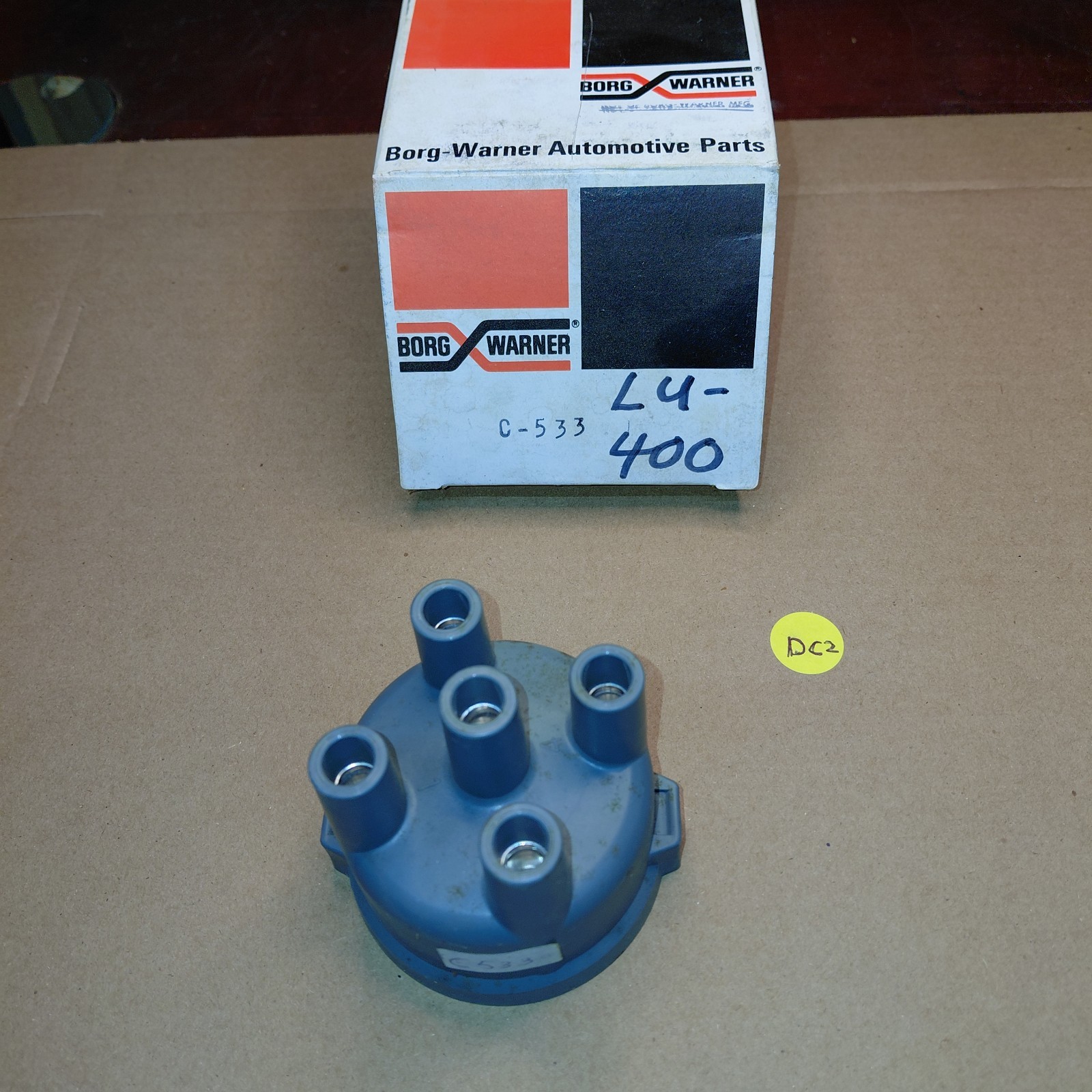 Borg Warner Distributor Cap C-533
