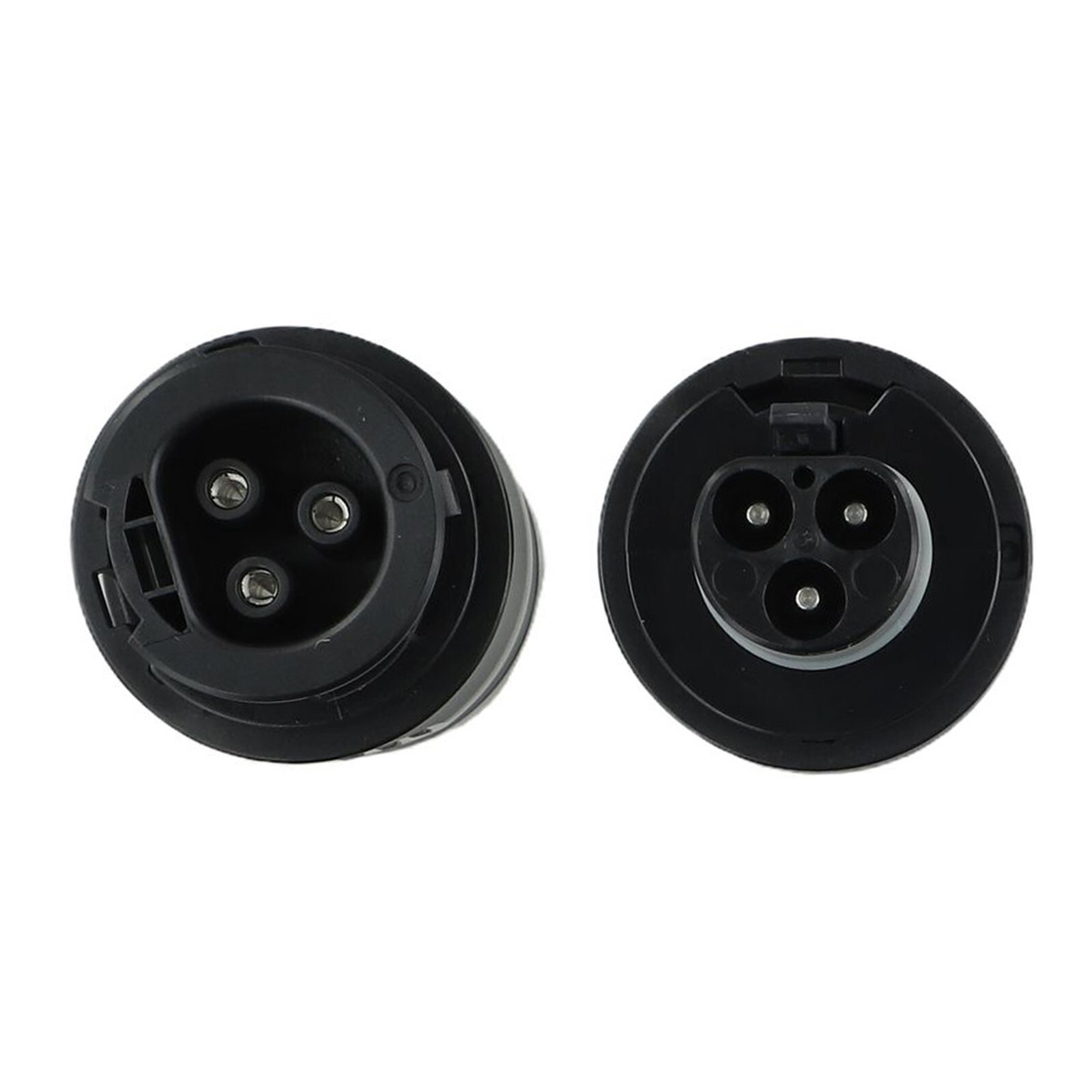 Secure and Efficient AC Socket and Plug for Inverters Easy Installation