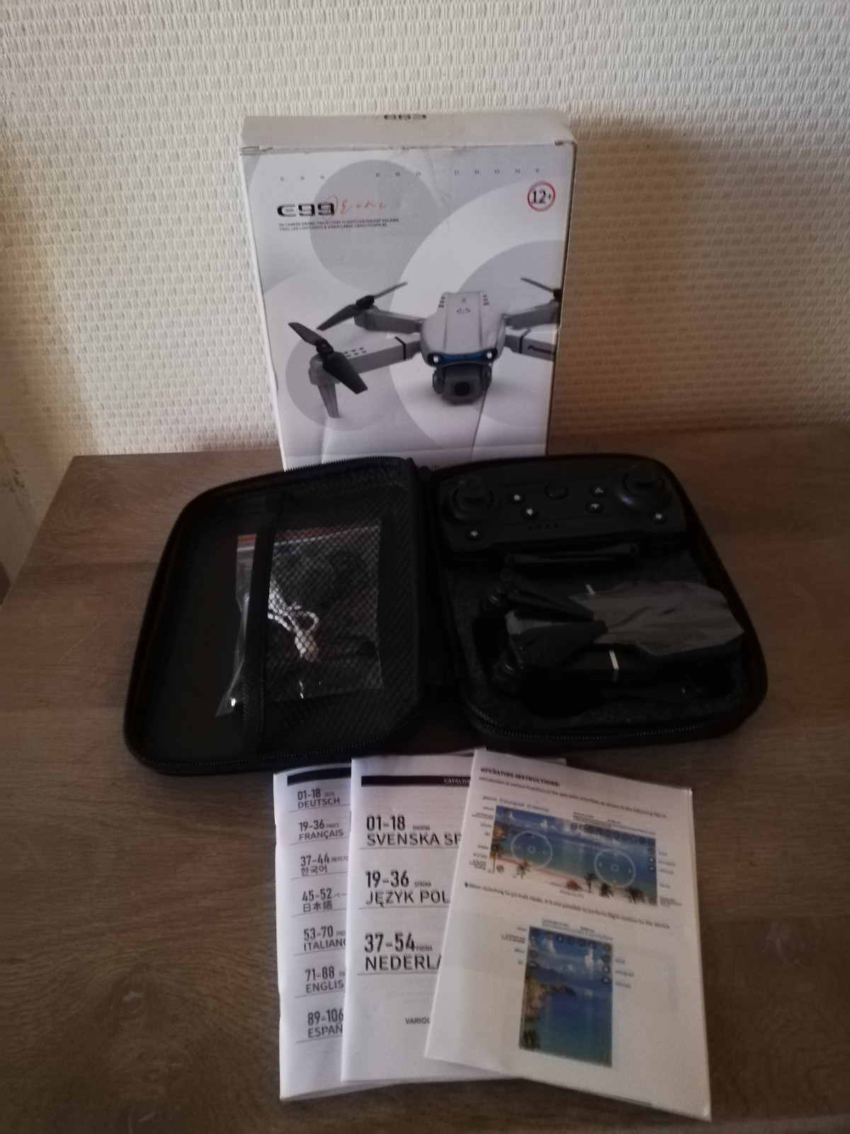 E99 Pro foldable drone / HD camera, remote control, case + accessories + battery
