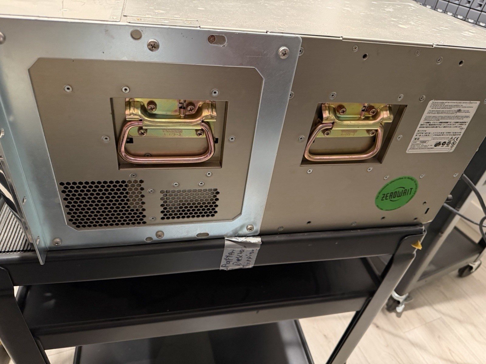 NetApp FAS940 Storage System Dual Controller Tested Working LCD OK