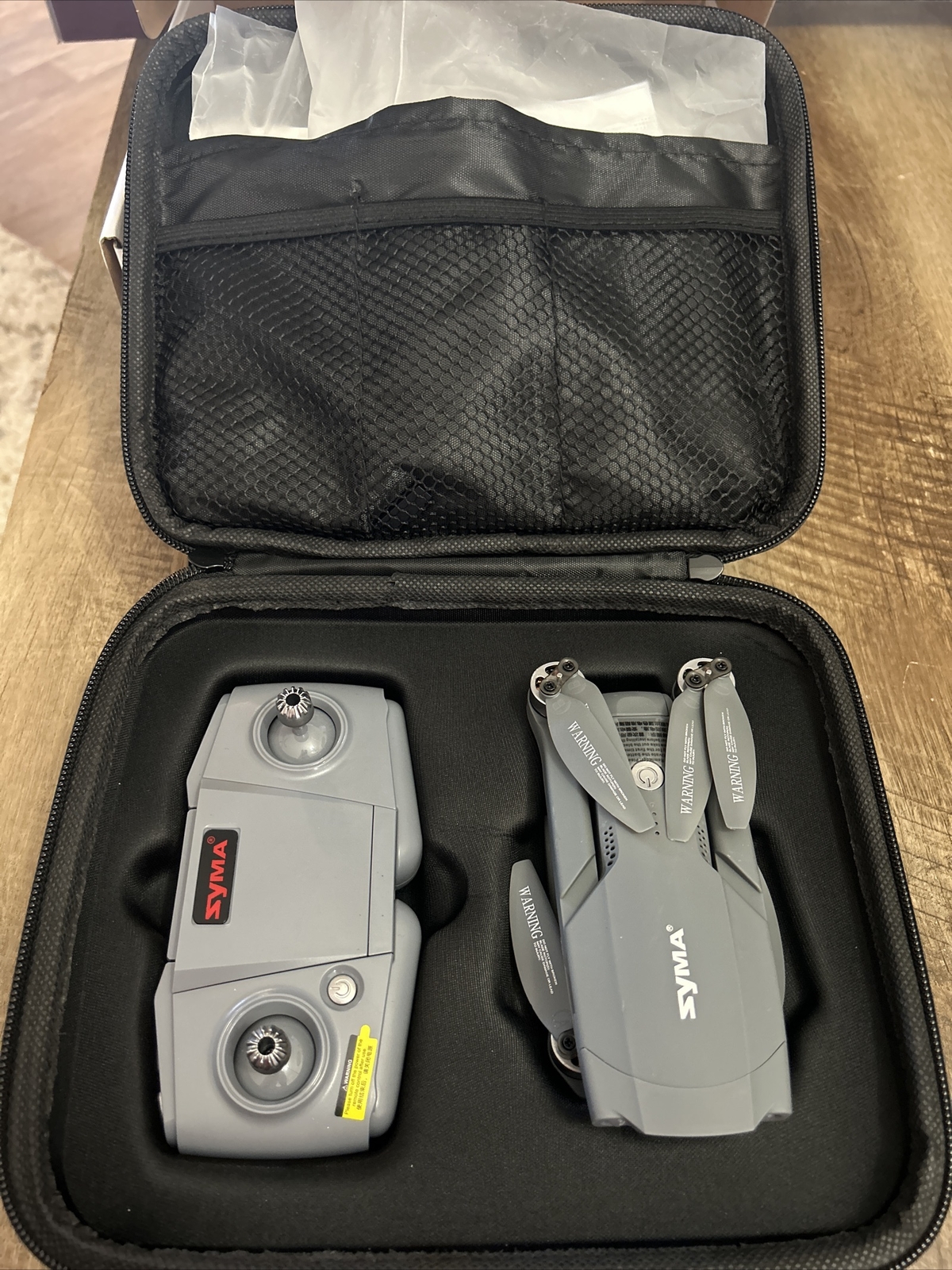SYMA X500 PRO FOLDABLE DRONE W/ CAMERA AND CONTROLLER 2 BATTERIES IN CASE MANUAL