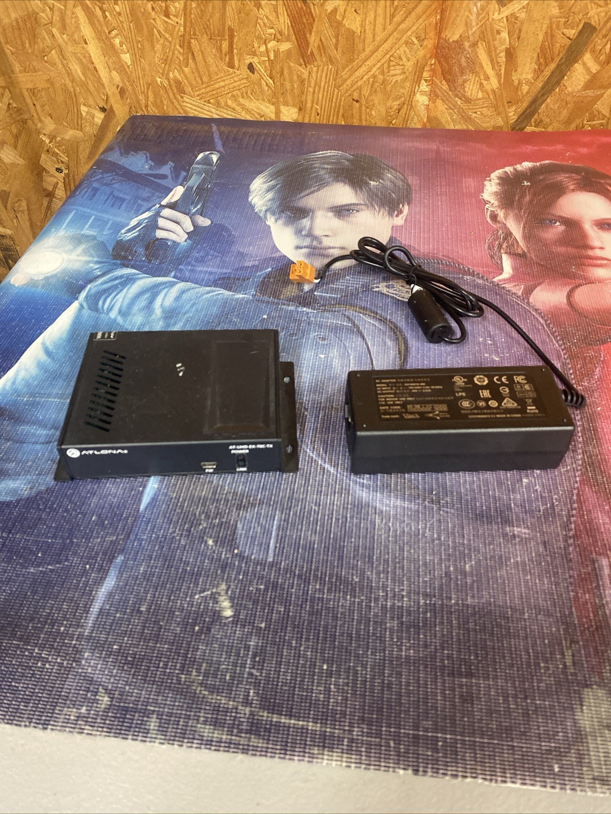 Atlona AT-UHD-EX-70C-TX  HDMI 4K Base Receiver Plus Power Supply