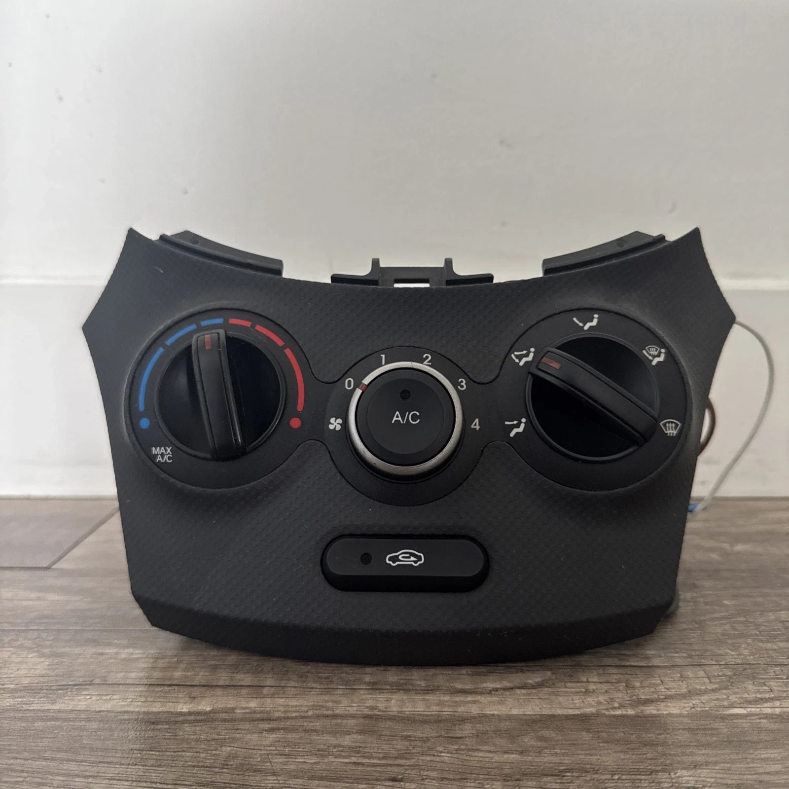 2015-2017 Hyundai Accent AC Heater Temperature Control OEM