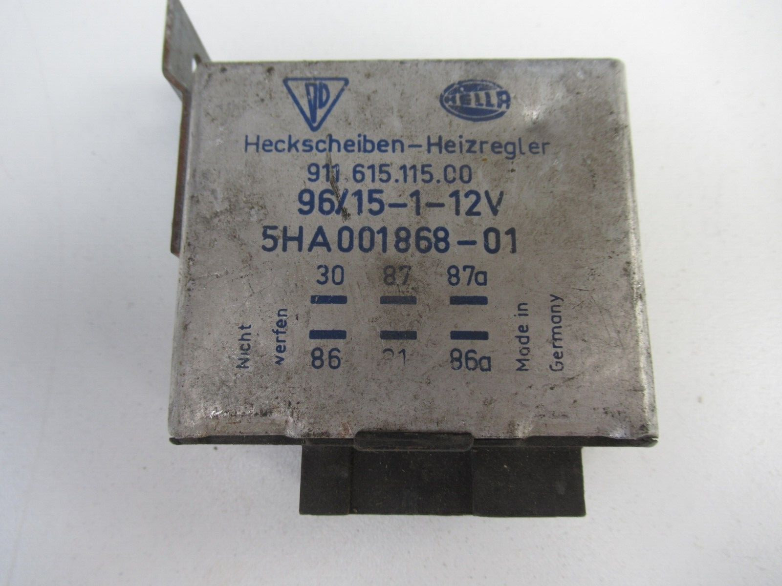 Porsche 911 / 964 Rear Defroster Relay HELLA  911 615 115 00