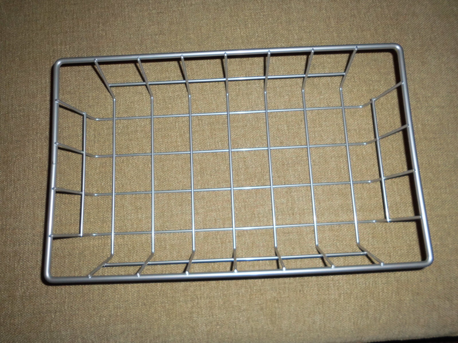 PYRAMID DIGITGAL CLOCK WIREGUARD NEW MODEL 42400