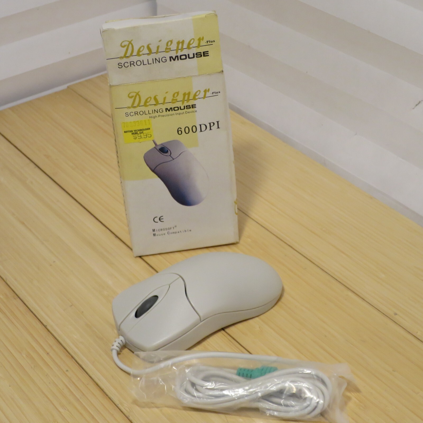 Designer Scrolling Mouse Model H2002 PS2 600DPI (1 of 2)