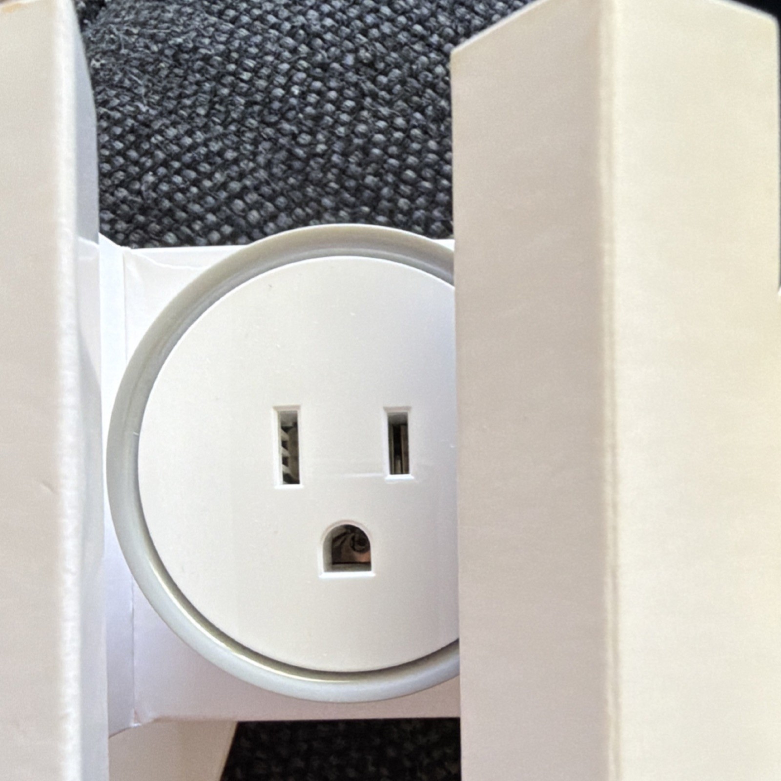 EQUES eQues elf Wi-Fi Smart Plug, Alexa Compatible, App-Controlled, 120V