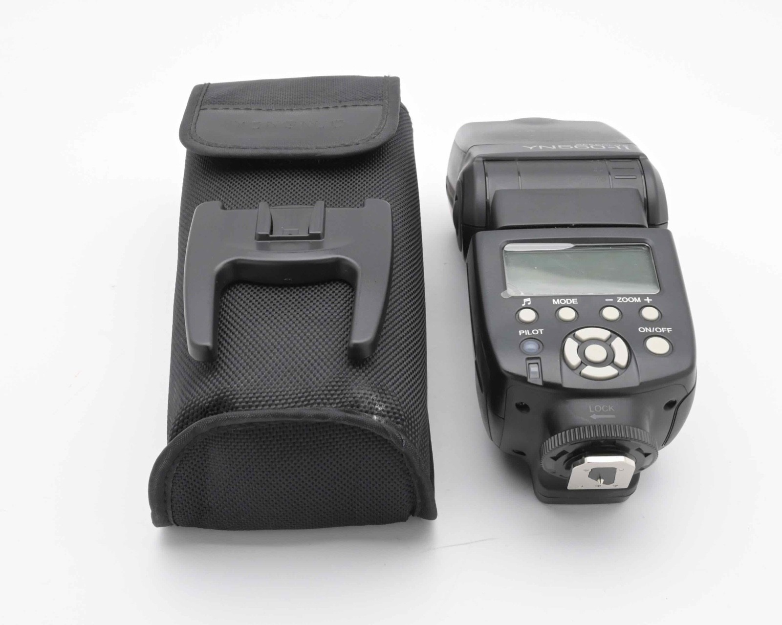 Yongnuo Digital Speedlite YN560 II Universal Flash Case & Stand (#20455)
