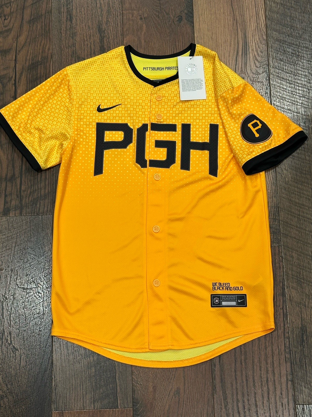 Pittsburgh Pirates MLB Youth Boys Nike Gold Button Up City Connect Jersey - NWT