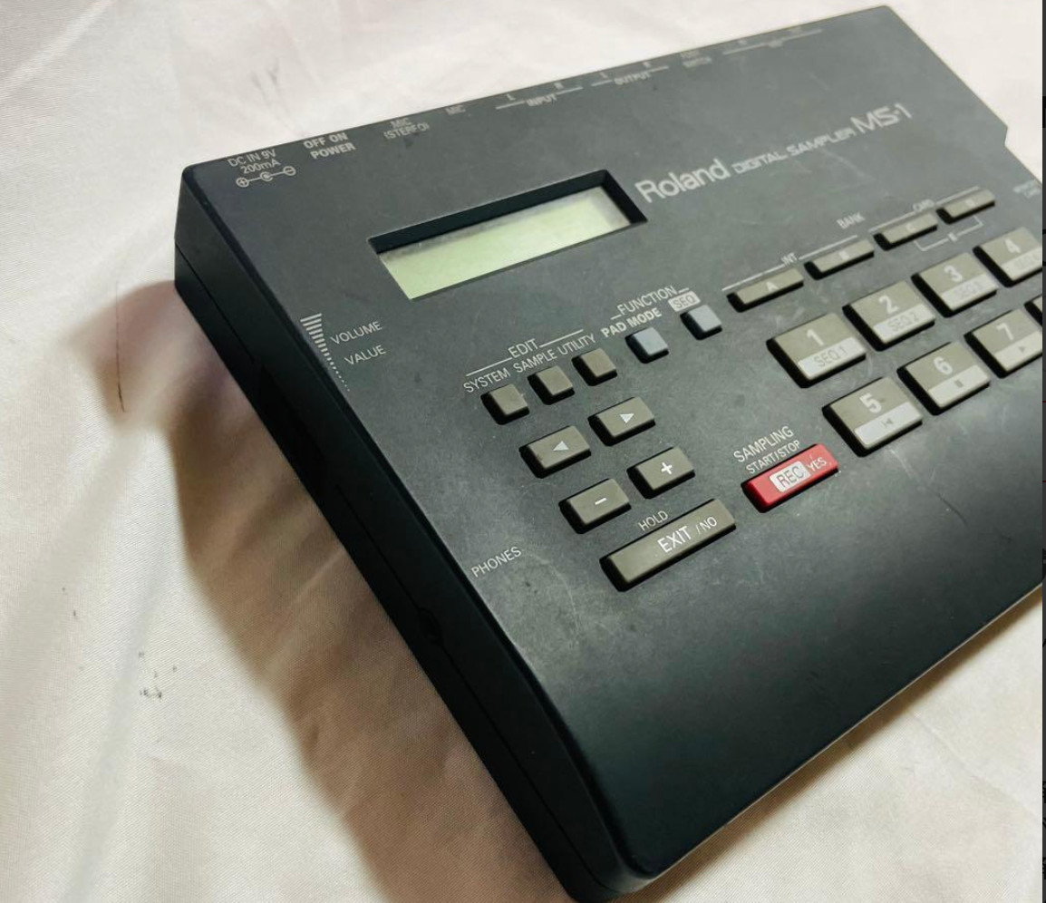 Roland MS-1 Compact Digital Sampler Looper free shipping