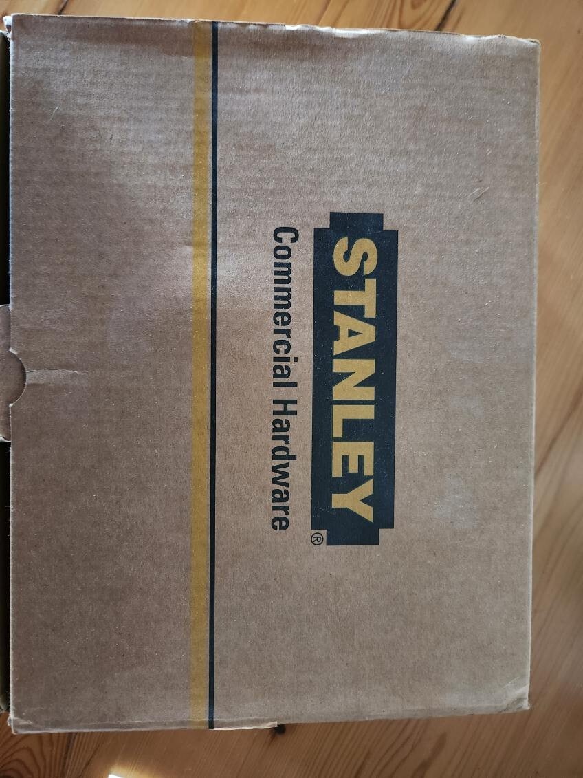 Stanley Commercial Door Hardware - Storeroom Function - F86 - GR2 Square