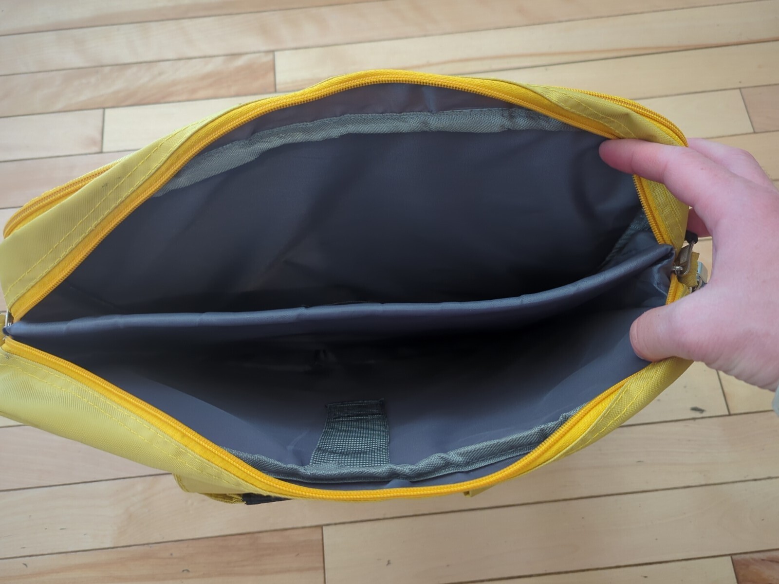 AstraZeneca Interventional Academy Laptop Bag