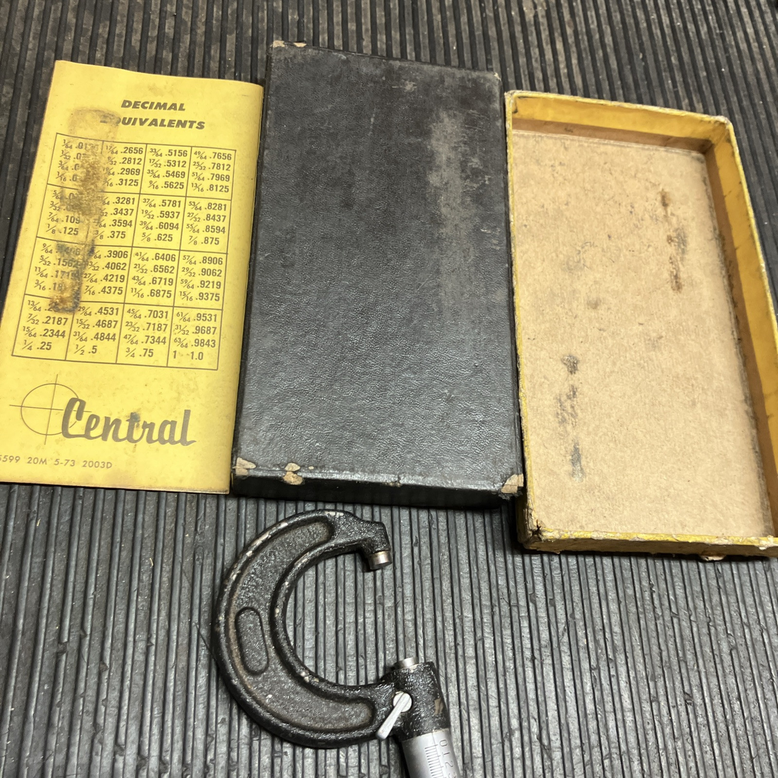 Central Tool Used model 12RL 0-1” Micrometer In Original Box