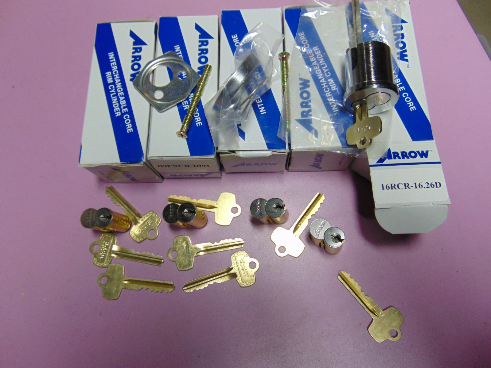 5 - BEST  A  CORES   6 PIN WITH RIM  AND 1 CORE KEY AND 8  KEYS      LOCKSMITH