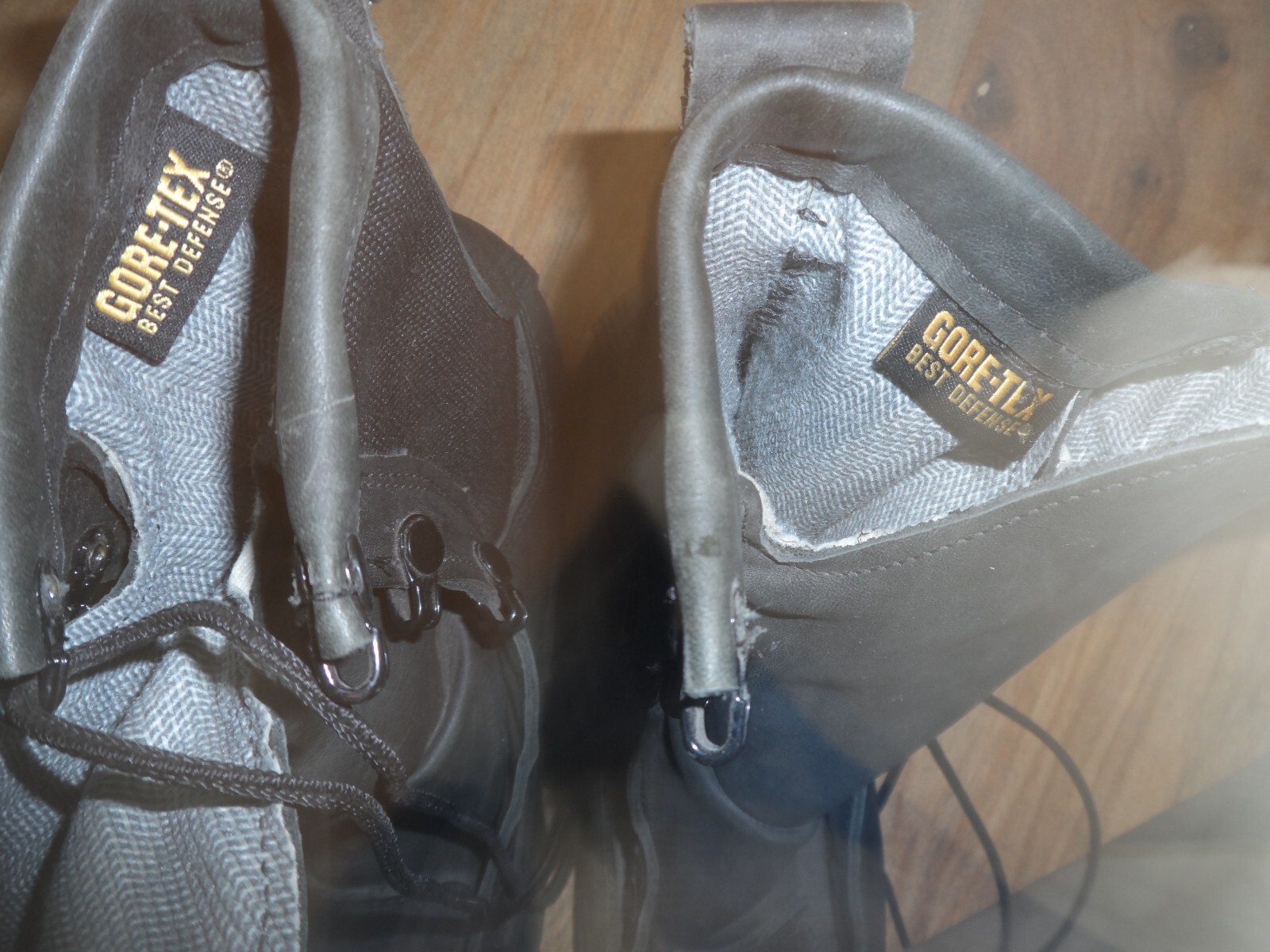 BOOTS, COMBAT, SIZE 3.5 W