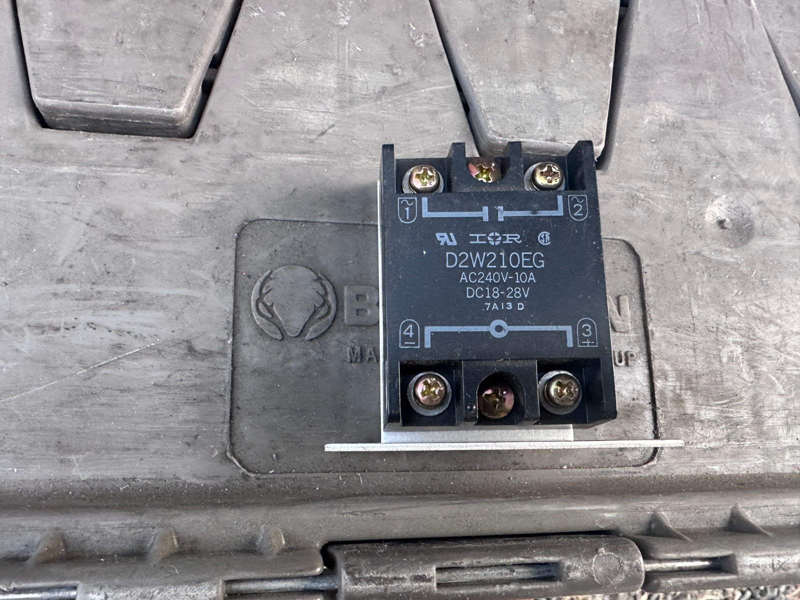 IR D2W210EG Solid State Relay