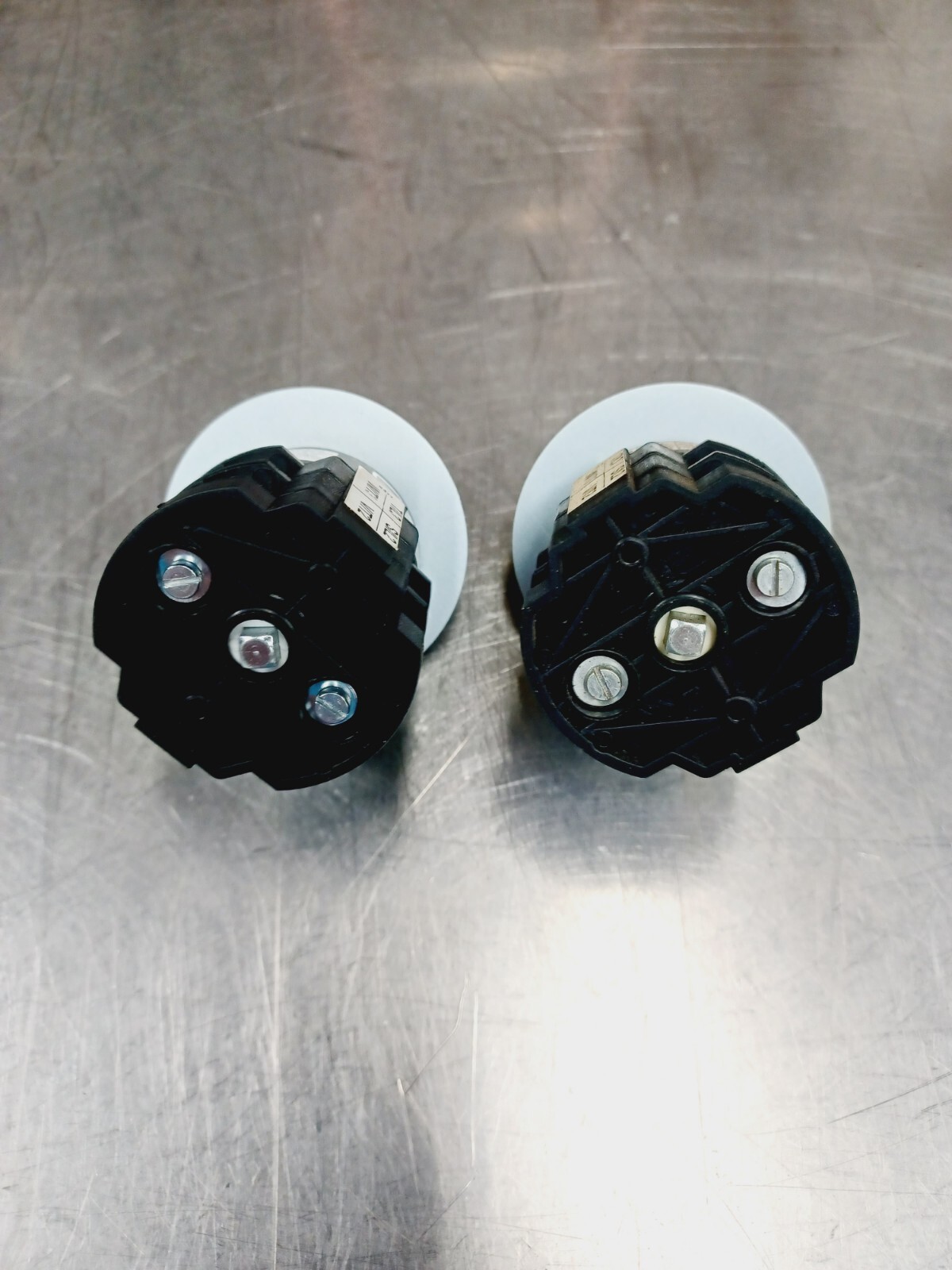 Bremas 3 Pole Switch CS0178377V0, 2 + START Positions, 8 Wire 20A 600VAC + Mount